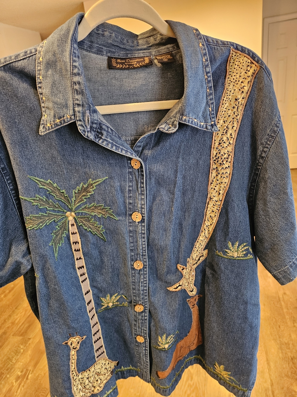 Vintage New Directions Blue Denim Embroidered Giraffe & Palm Shirt